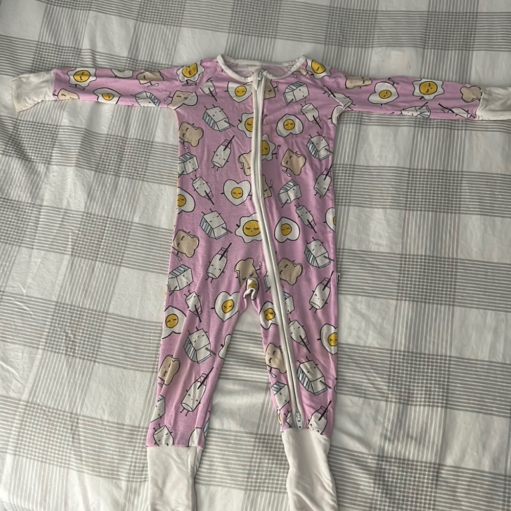 Lavender breakfast little sleepies 6-12 months